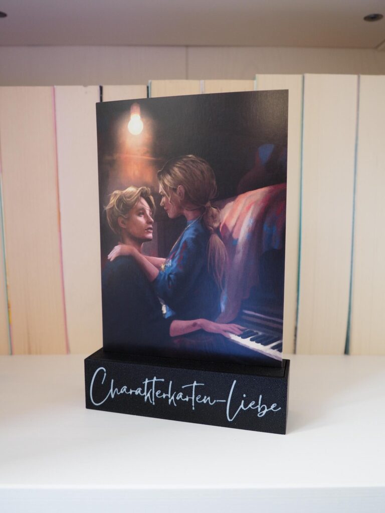 Character Card Stand Hochformat – Produktbild 4