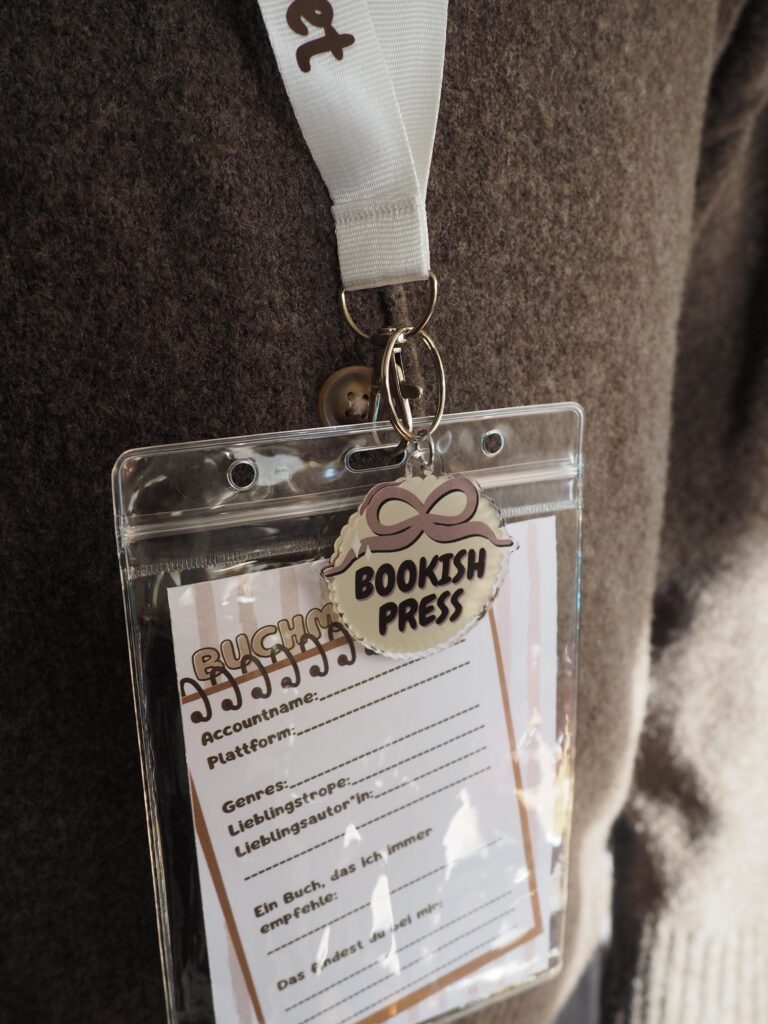 Bookish Press Pendant – Produktbild 6