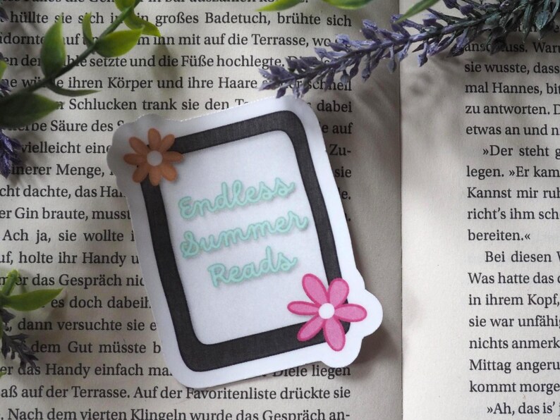 Bookish Summer Holo Sticker Set mit Muschel und Summer Reading Motiven – Produktbild 6