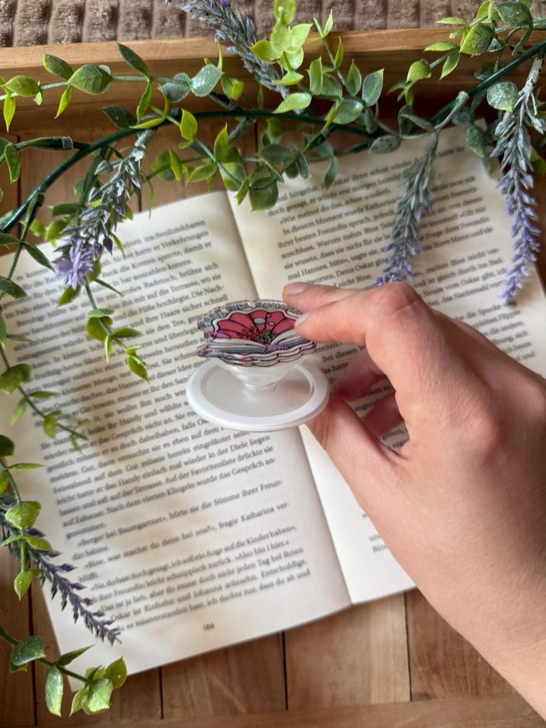 eReader-Grip „Book Girl Summer“ · Bild 4 von 5
